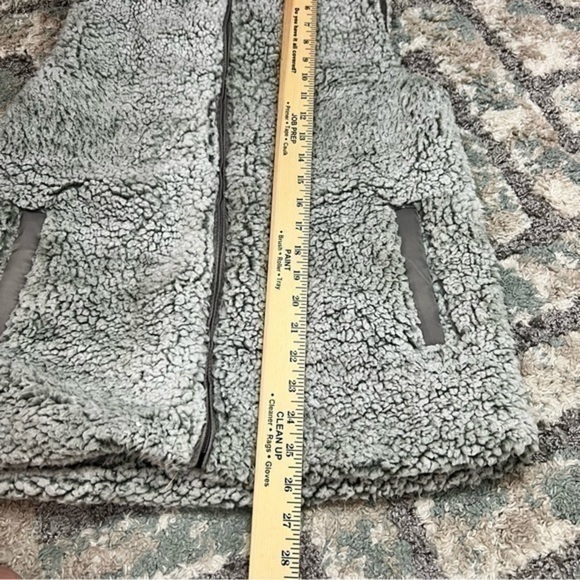 Katydid Teddy Bear Vest Womens Grey Sleeveless size medium - Picture 6 of 10